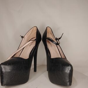 Black Platform Heels